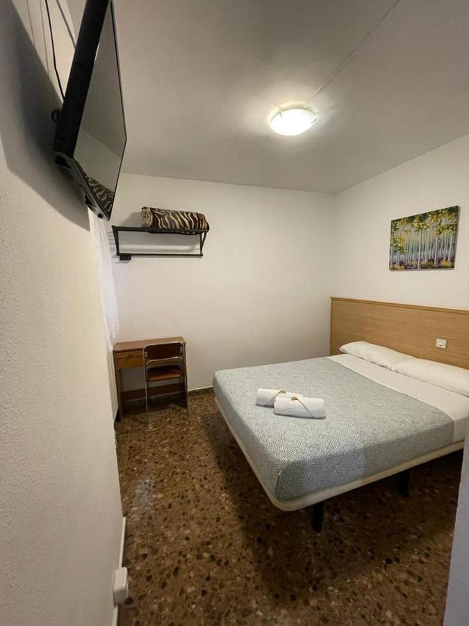 Hostal Milmarcos サラゴサ エクステリア 写真